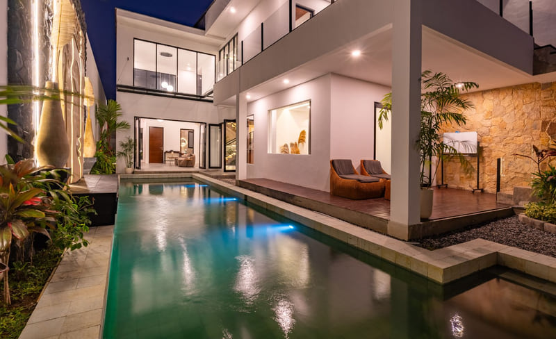 Magnificent high ceiling villa in Munggu