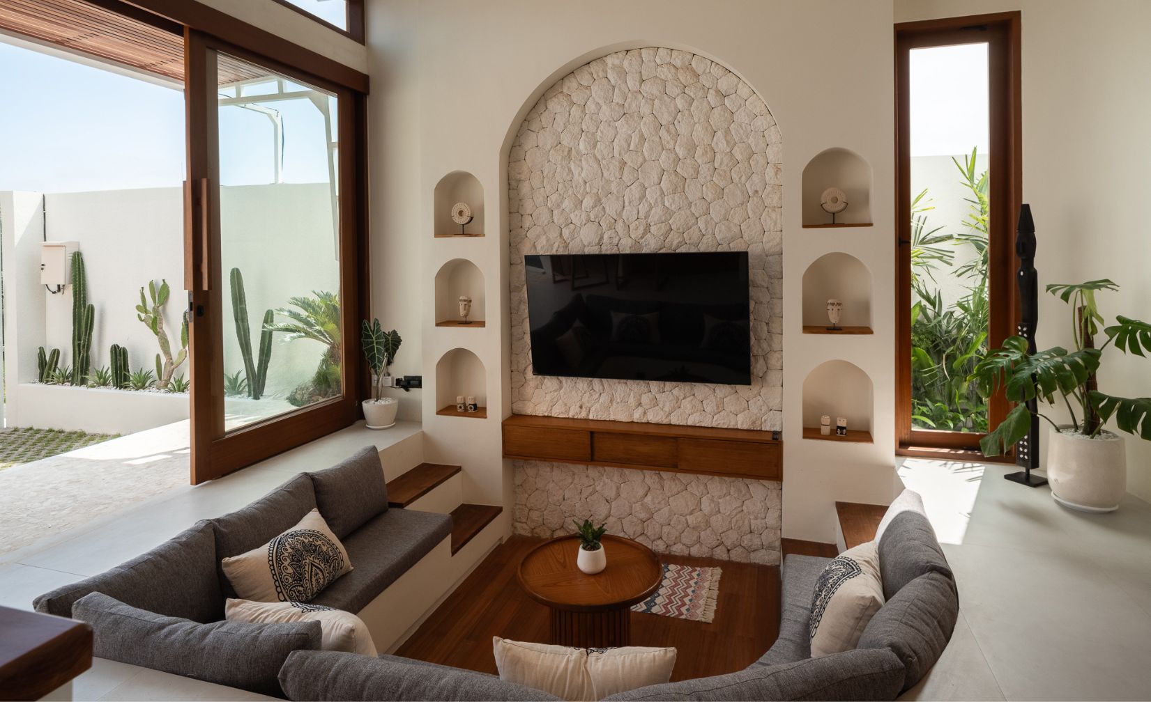 Modern tropical villa in Cemagi photo 4