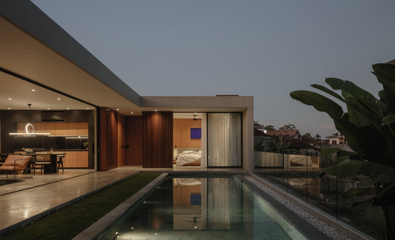Contemporary tropical villa in Canggu