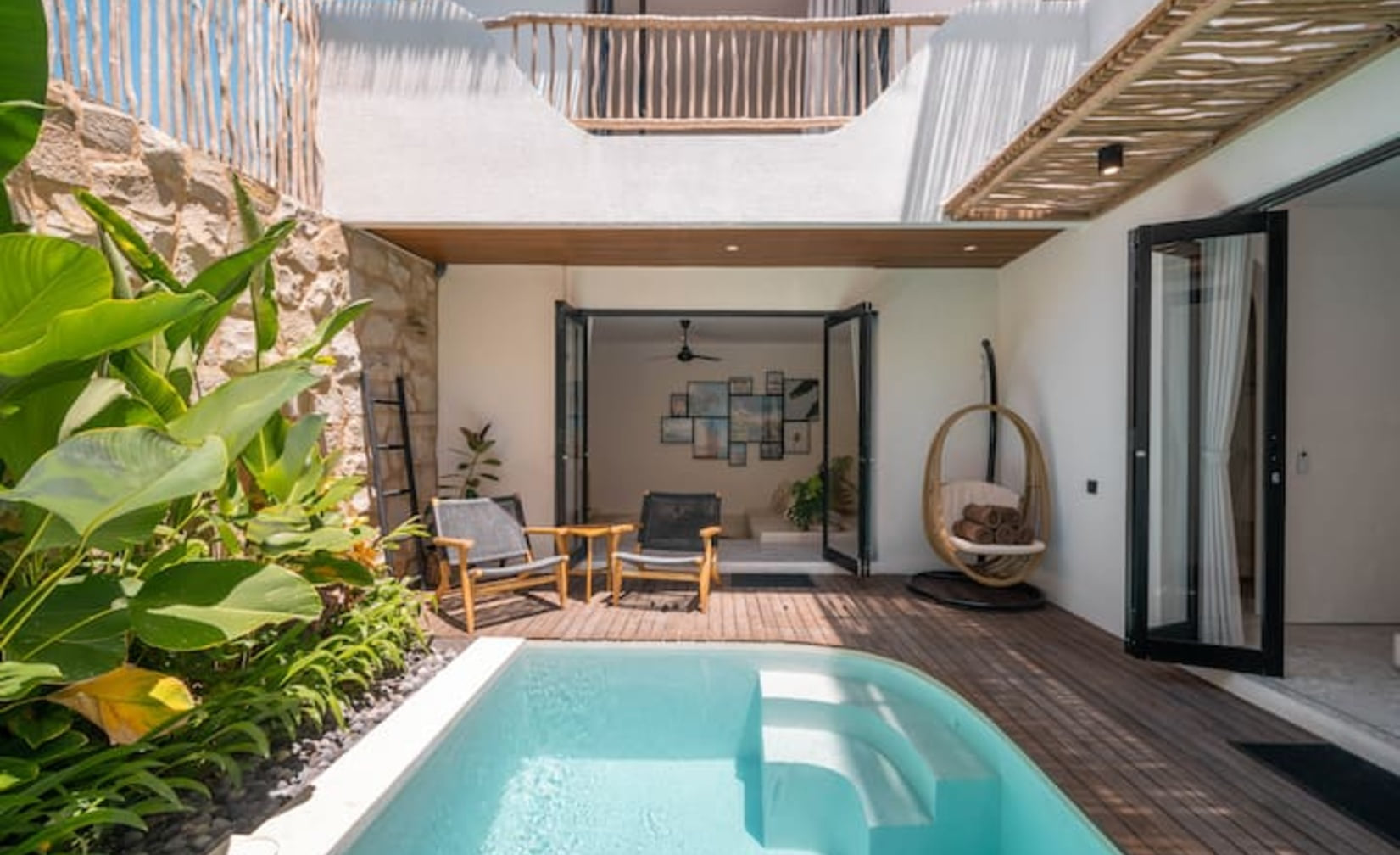 Modern tropical villa with rooftop lounge photo 3