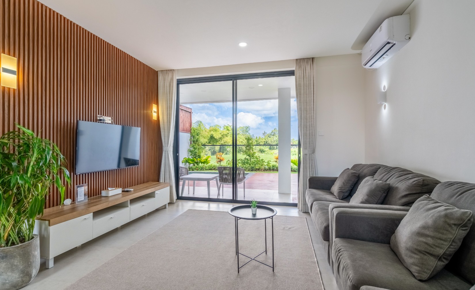 Cozy villa with rice views photo 5